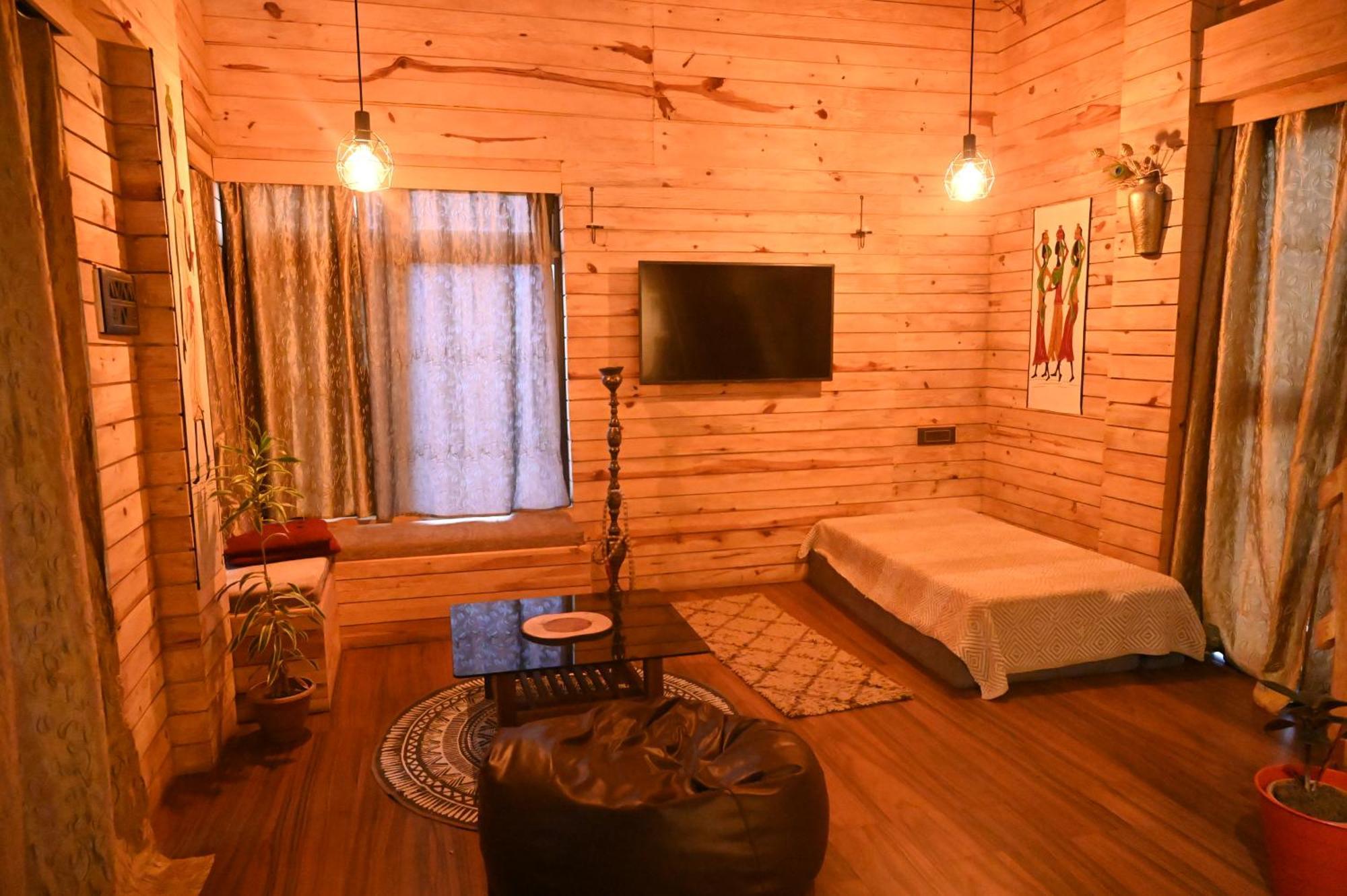 The Cabin By The Bayou Bed & Breakfast กูวาฮาติ ภายนอก รูปภาพ